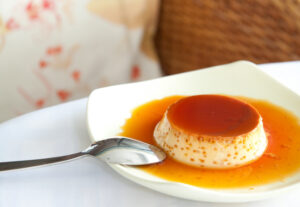 Banh-flan-pho-mai-300x207 Các món tráng miệng dễ làm ở quán – Phần 1